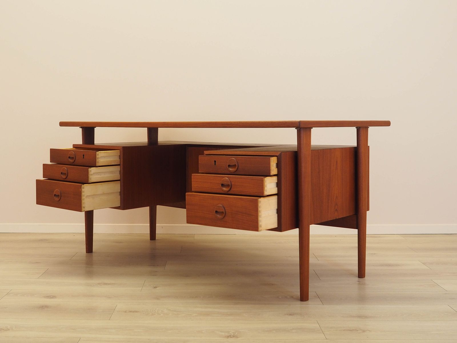 Teakhouten bureau, Deens design, jaren 1970, ontwerper: Kai Kristiansen photo 3319.0