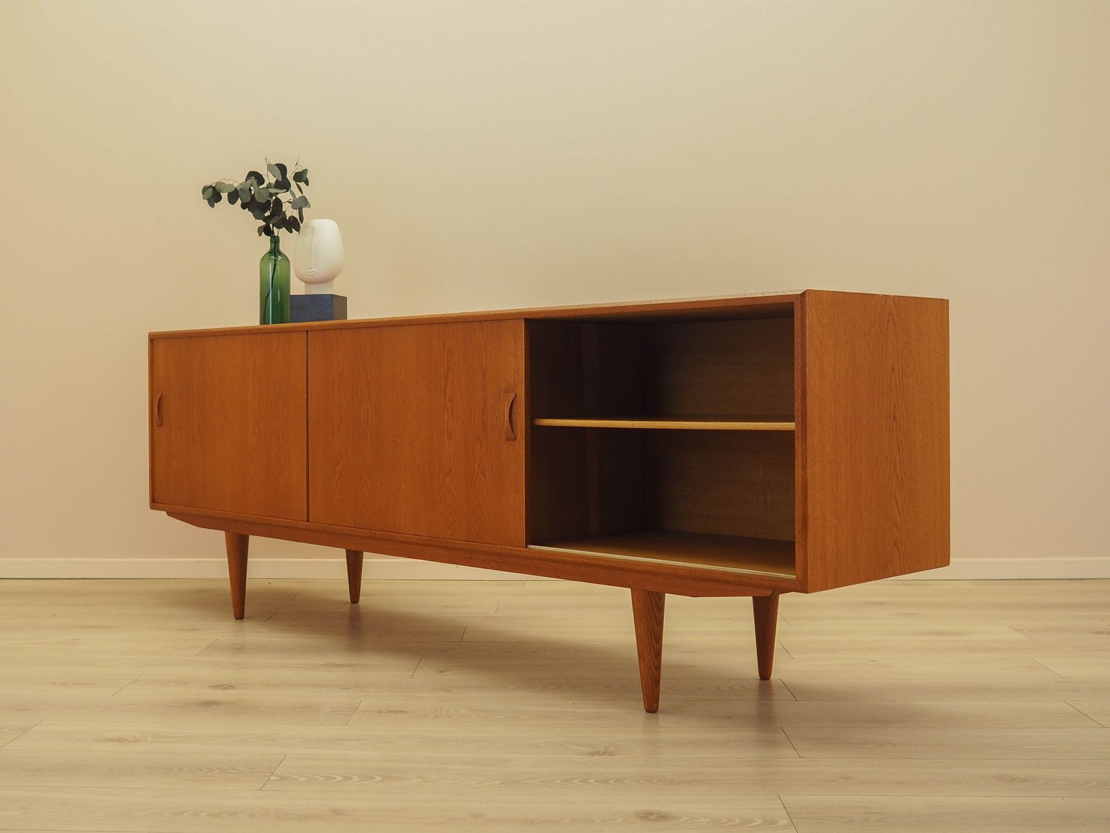 Essen dressoir, Deens design, jaren 1960, fabrikant: Clausen & Søn photo 2539.0