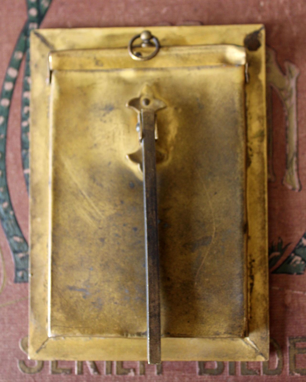 photo vinterior Antique Gilded Bronze 19th Century French Photo Frame, Embossed Design, Louis XVI Style, Napoleon XIX