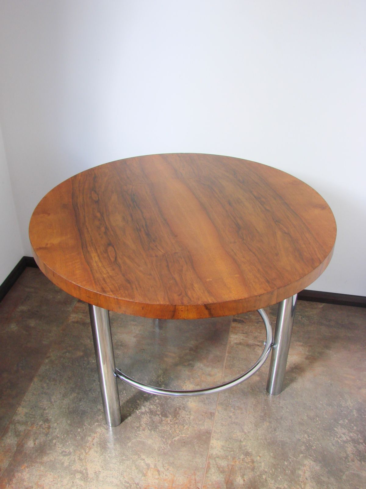 Bauhaus salontafel van Robert Slezák, jaren 1930 photo vinterior