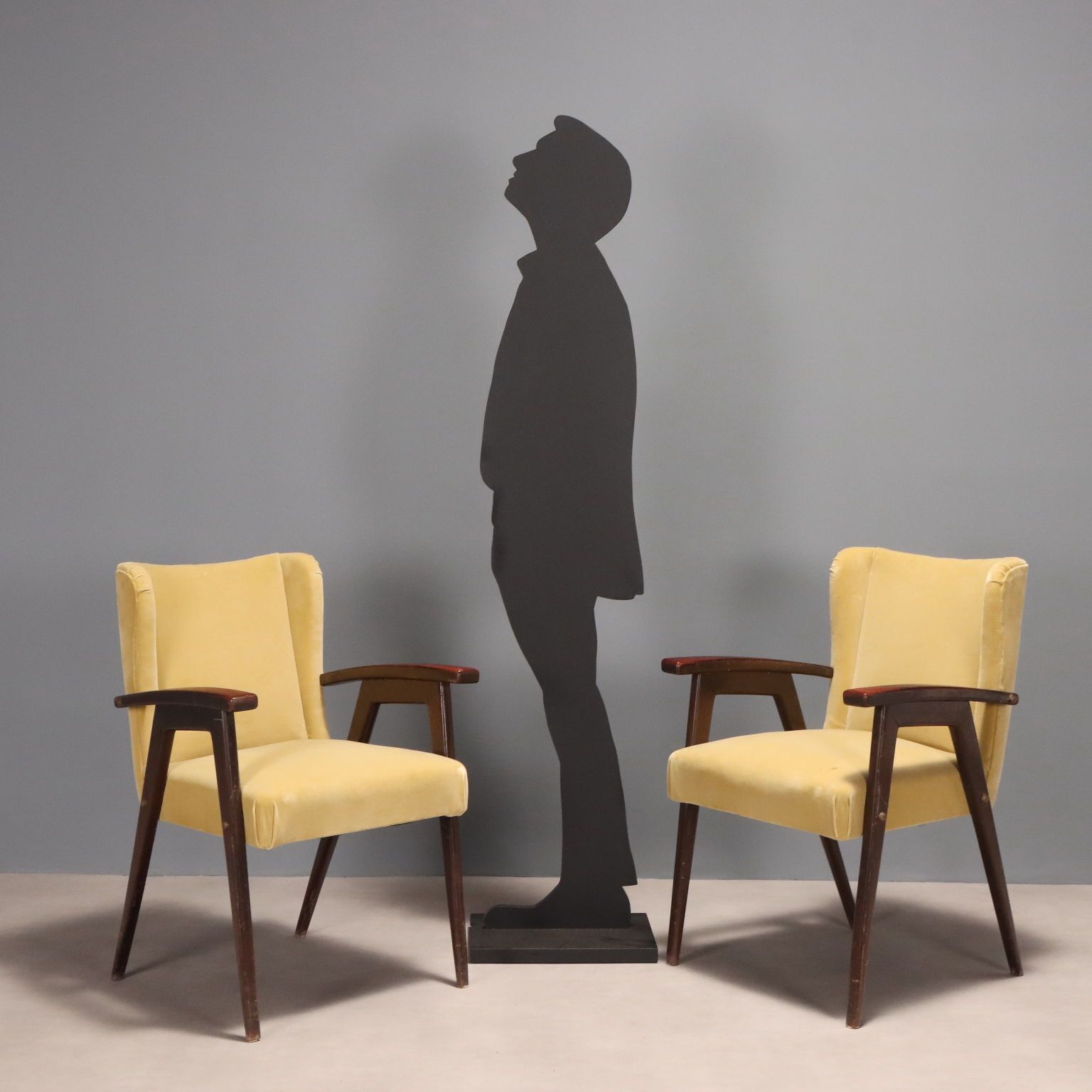 Vintage fauteuils, design, hout, schuim, stof, Italië, jaren 1960 photo for sale