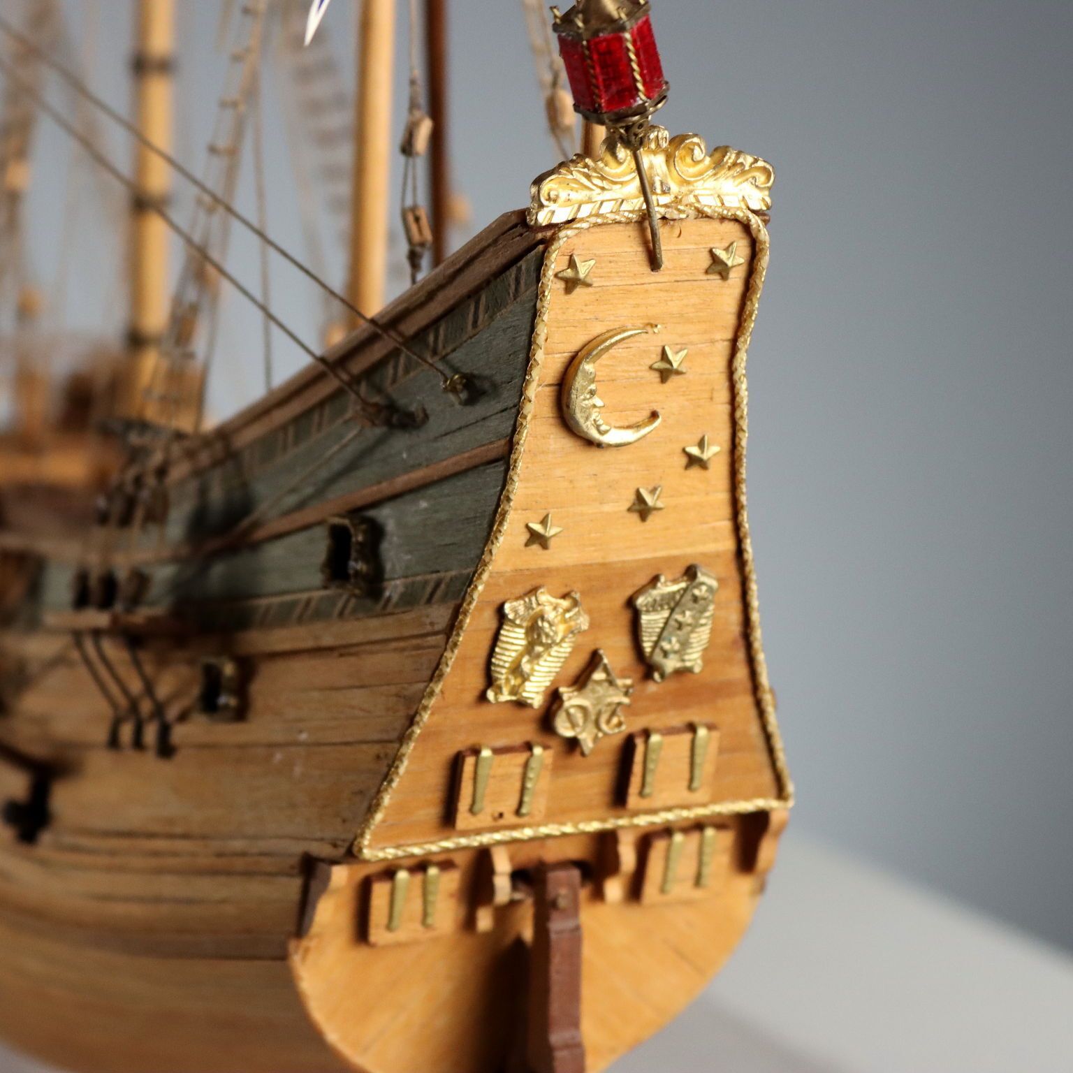 450.0 Antiek houten schip in plexiglassenkoffer, handgemaakt, 20e eeuw photo