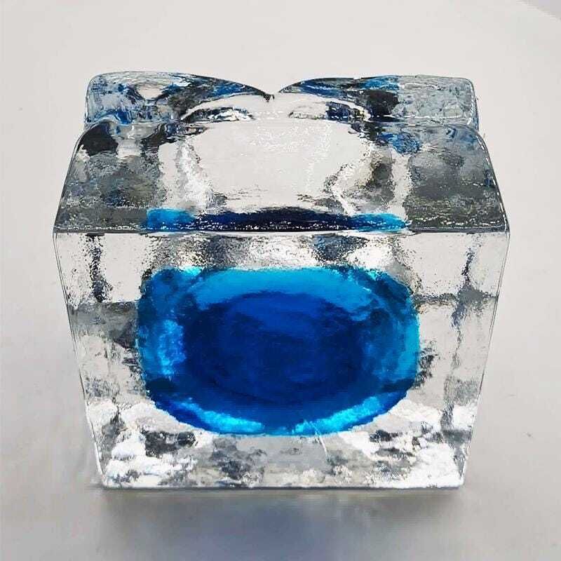 1960s Big Square Ashtray Or Catch All In Hand Worked Murano Glass With Ice Cube Effect. Made In Italy   12 Cm photo vintage