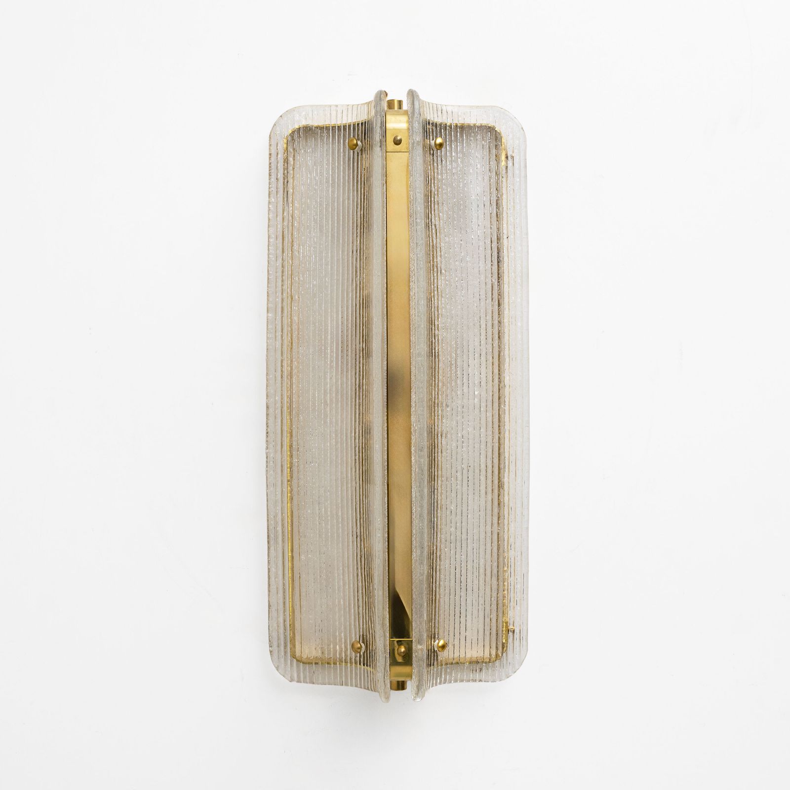 Paar grote gebogen wandlampen van helder geribbeld Muranoglas met messing photo furniture