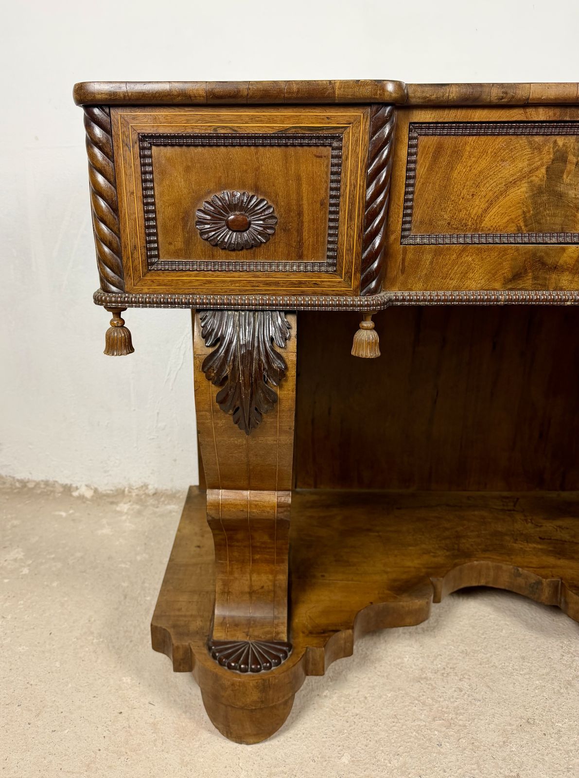Art Deco stijl consoletafel met één lade photo vinterior