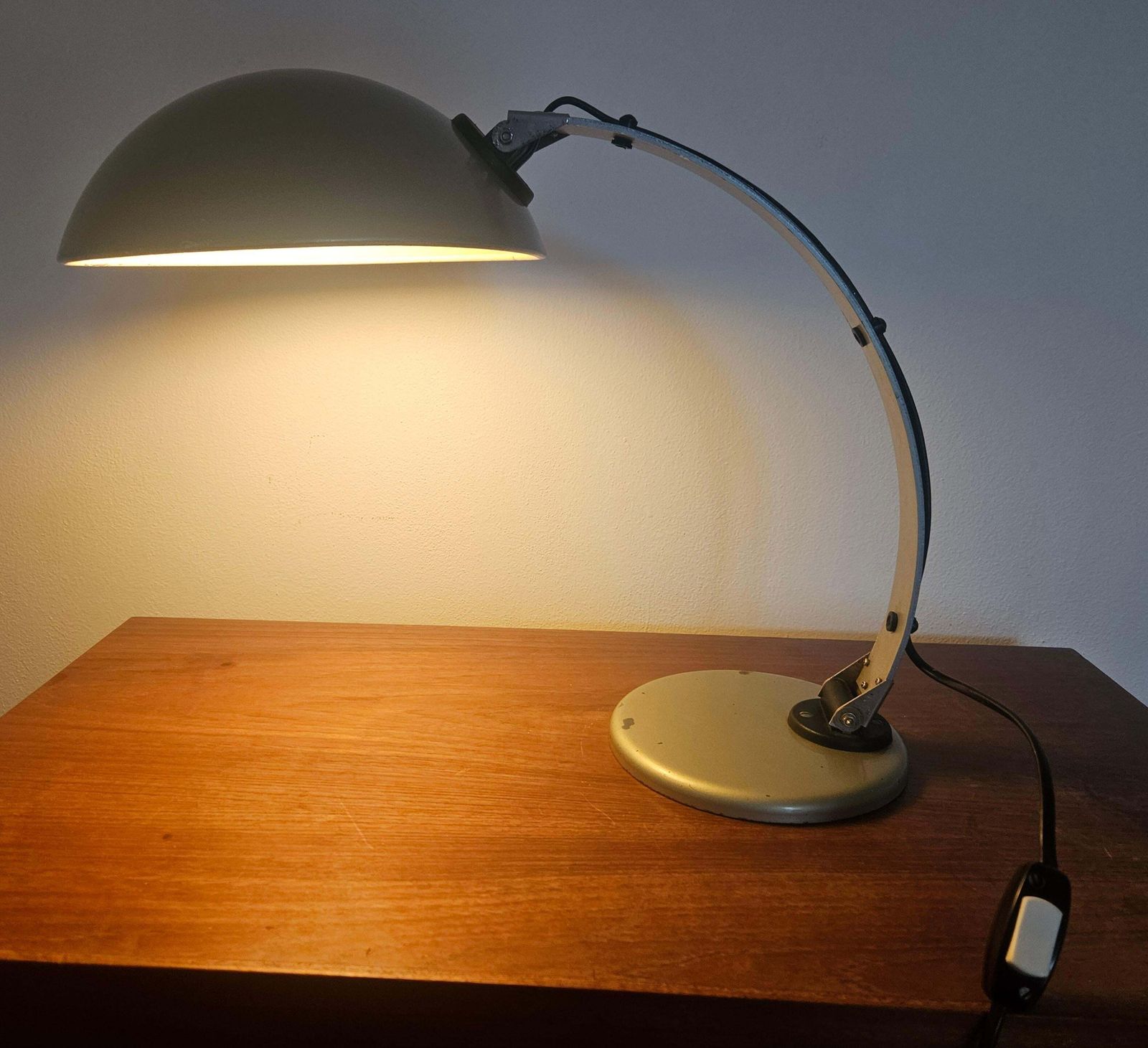 Verlichting Zeldzame verstelbare mid-century tafellamp, jaren 1970 photo