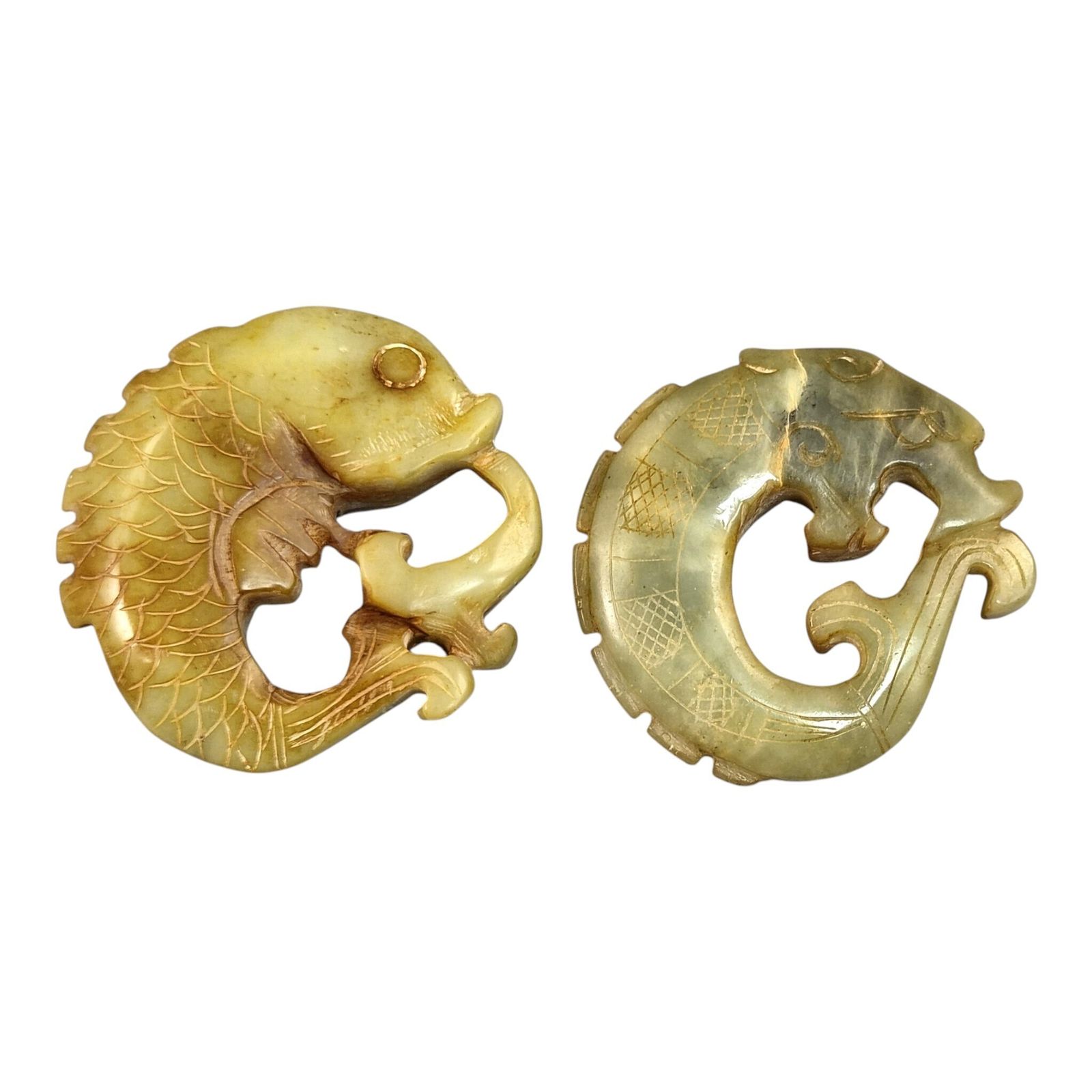 Chinese Fangu stenen amuletensemble met Bi-schijf, Qilin, Chilong-draak en karper photo 600.0