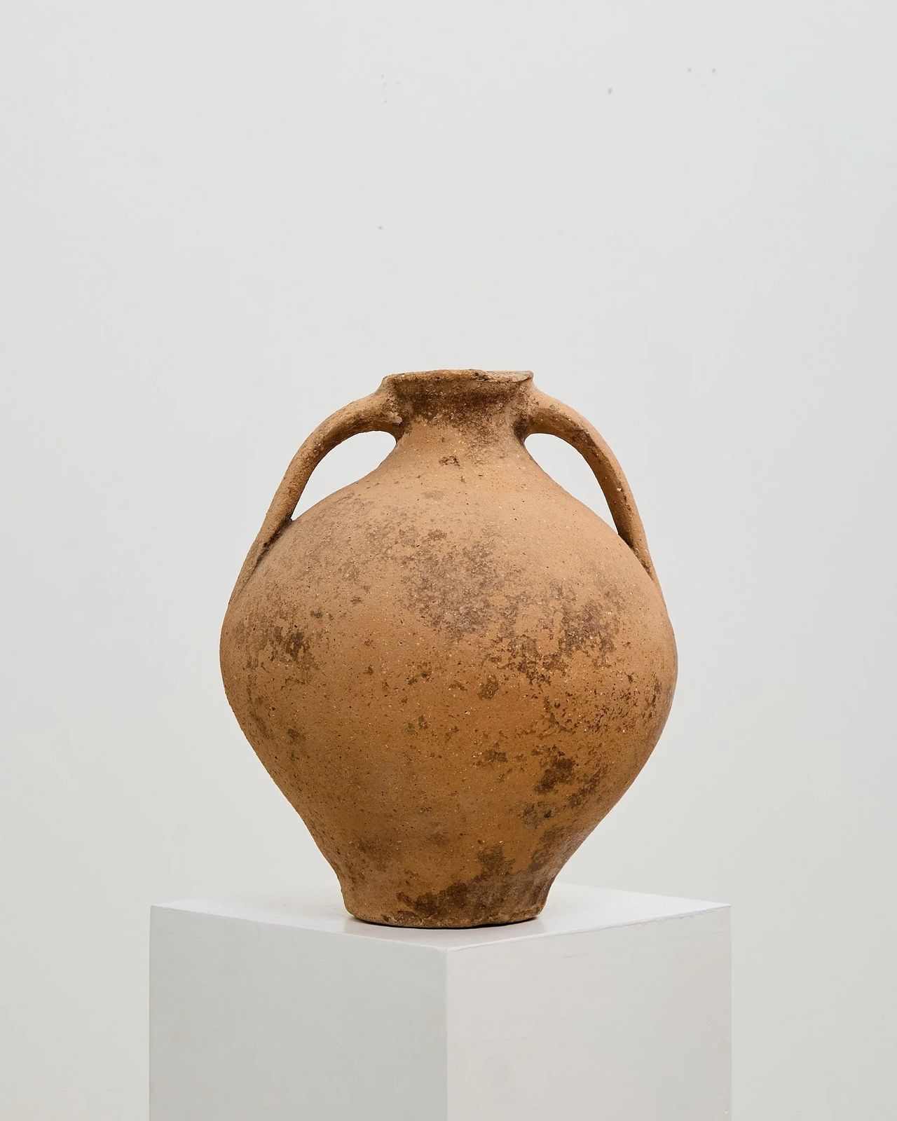 C18th Calanda Pot, 1700s photo for sale