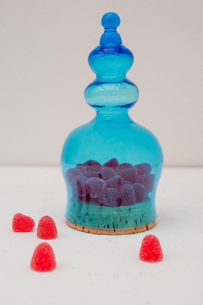 Bonbonnière en verre soufflé à la bouche, par Bertil Vallien pour Kosta Boda, années 1970 photo vintage
