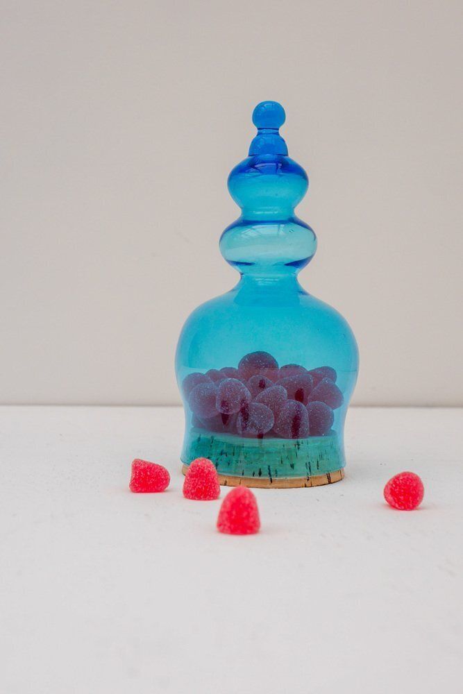 photo for sale Bonbonnière en verre soufflé à la bouche, par Bertil Vallien pour Kosta Boda, années 1970