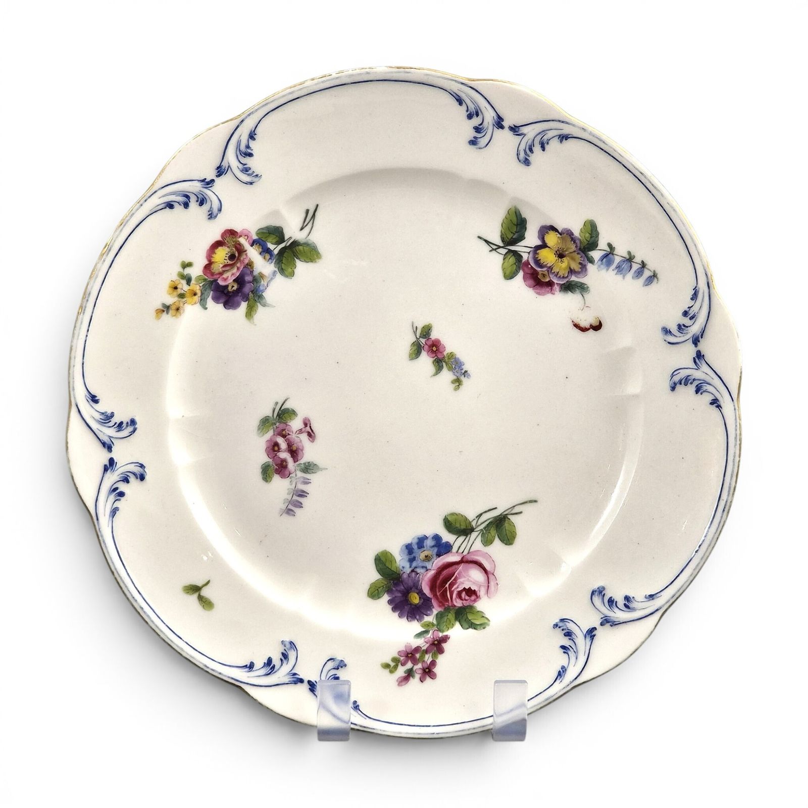 Frans Sèvres pâte tendre porseleinen dinerbord door Ambroise Michel, 1777