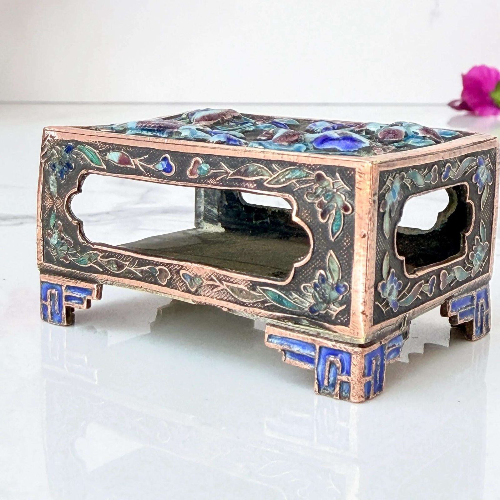 photo for sale Antiek Chinees cloisonné luciferdoosje, emaille houder, begin 1900s