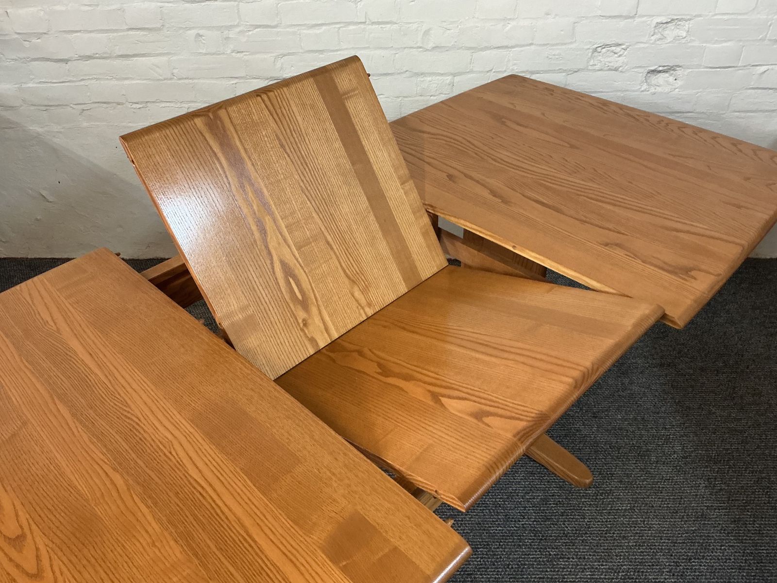 Ercol Windsor Extending Dining Table In Light Finish. photo vinterior