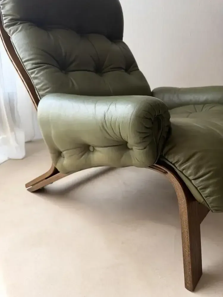 Rybo Rykken Fauteuil door Solheim in Groen Leer photo vintage
