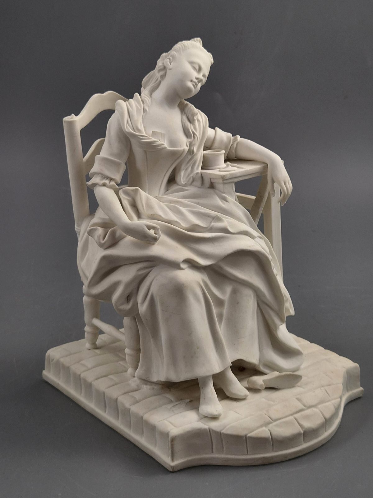 Old Paris Parian figuur van La Dormeuse naar Michel Victor Acier, ca. 1850-1880 photo vinterior