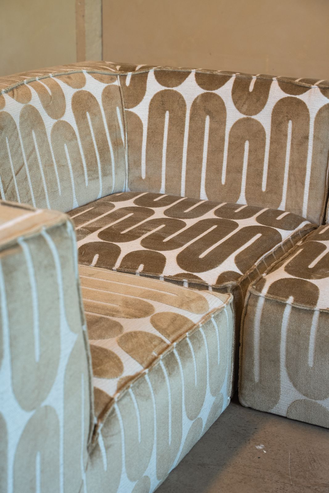 Exclusive Vintage Modulair Sofa Set In Geometric Velvet Fabric photo vintage