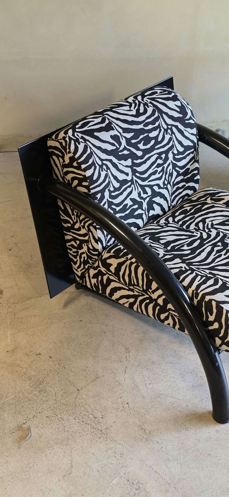 photo furniture Set Of Black Post Modern Geometric Armchairs With Zebra Print Cushions