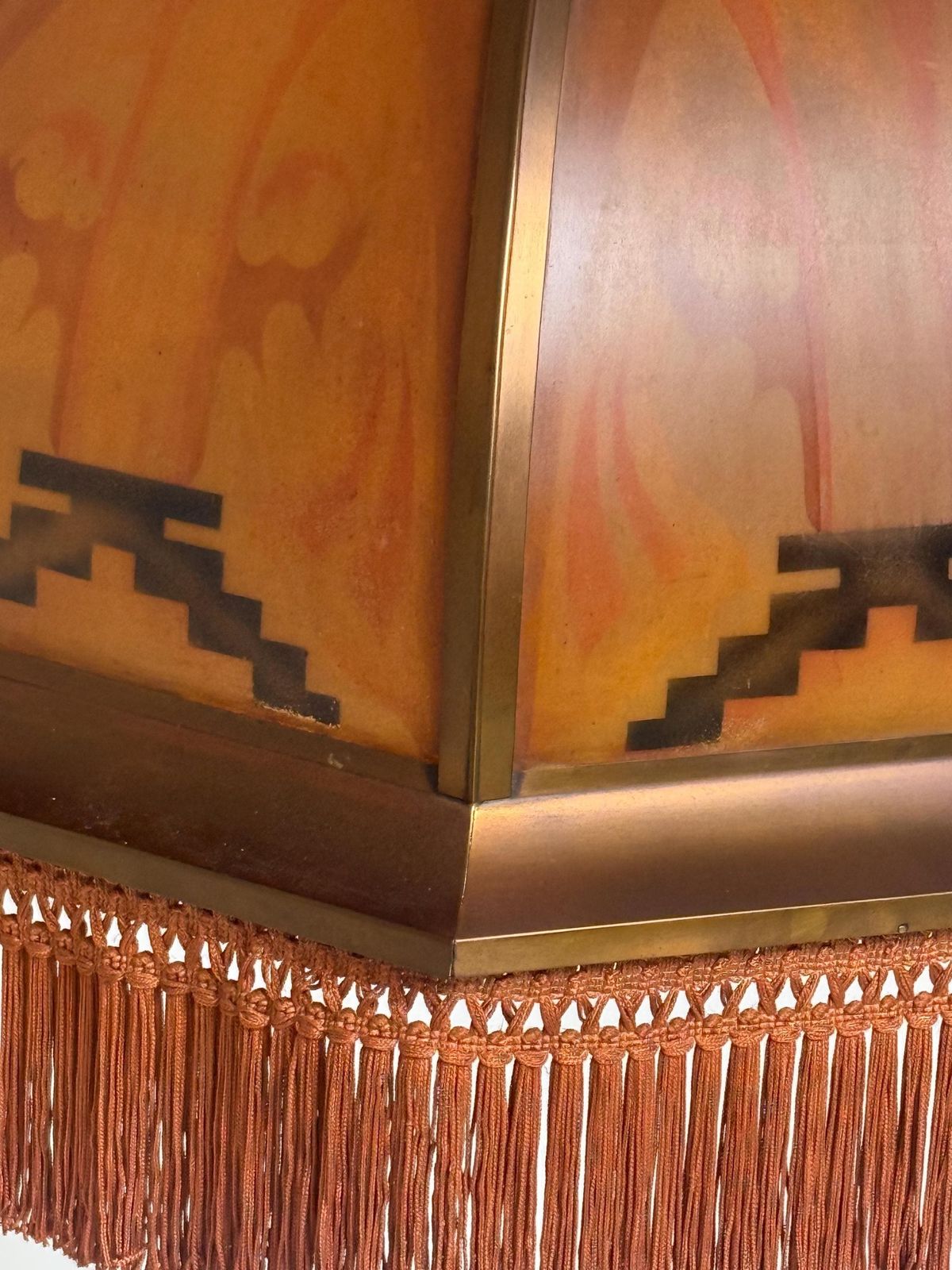 Art Deco / Amsterdamse School   Glas-in-lood Hanglamp   Bronzen Frame   In De Stijl Van Tuschinski   Geen Barsten, Volledig Compleet. photo furniture