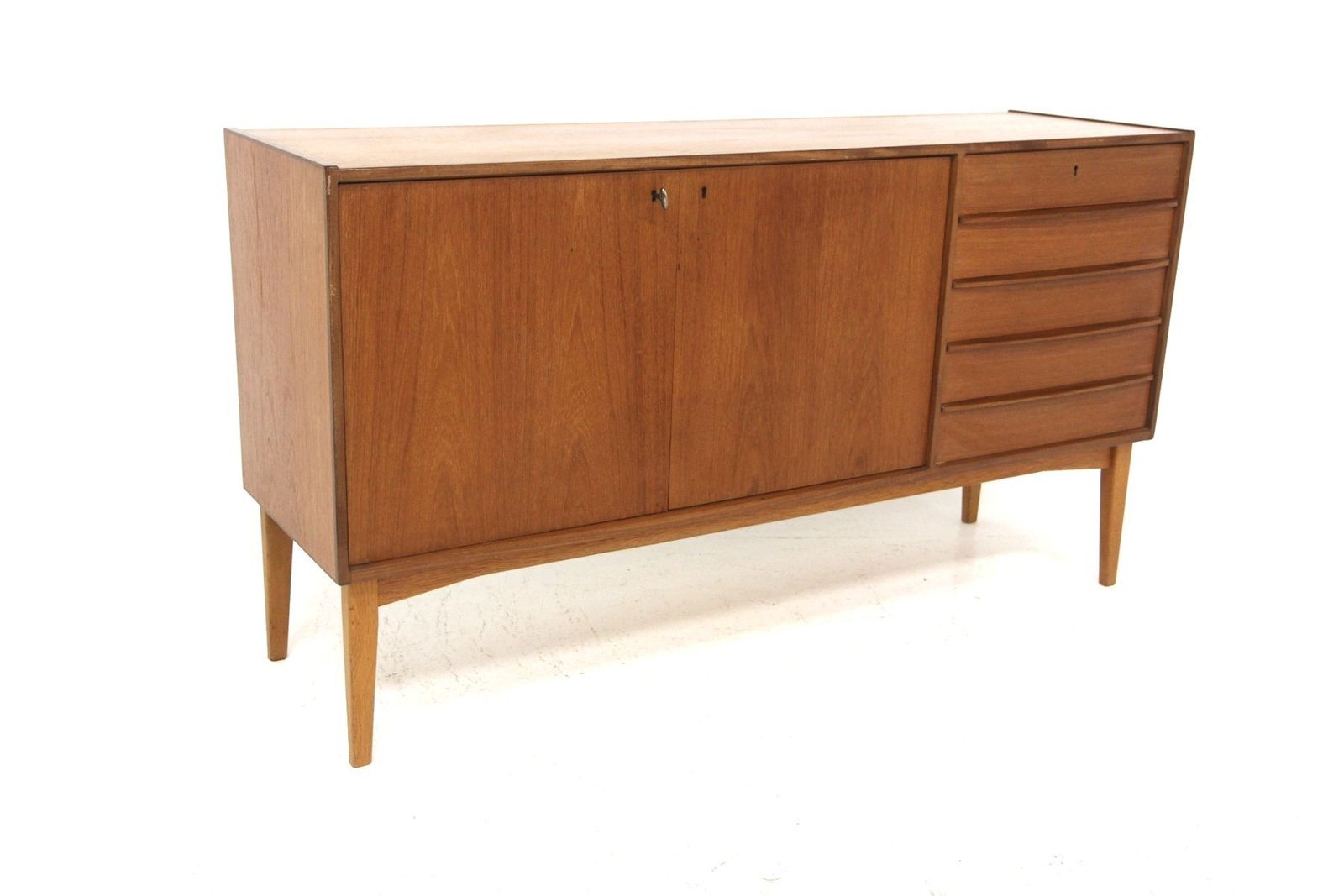Buffet scandinave en teck, Suède, 1960