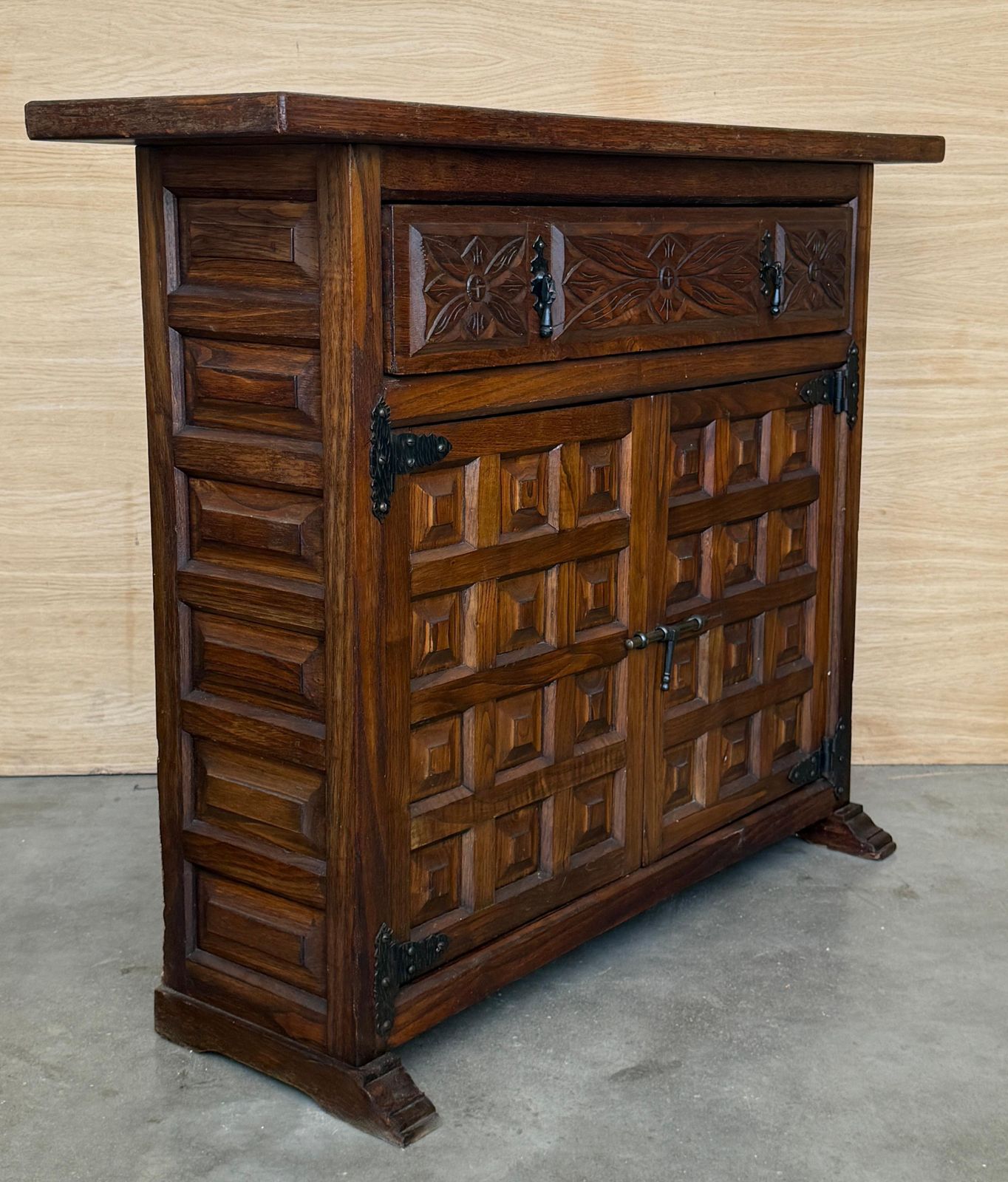 Antique Spanish Carved Walnut Cabinet With Drawer And Two Doors photo vinterior