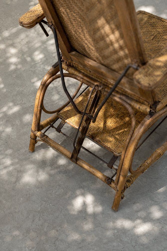 Fauteuil lounge vintage allemand en rotin avec repose-pieds extensible, années 1930 photo vinterior