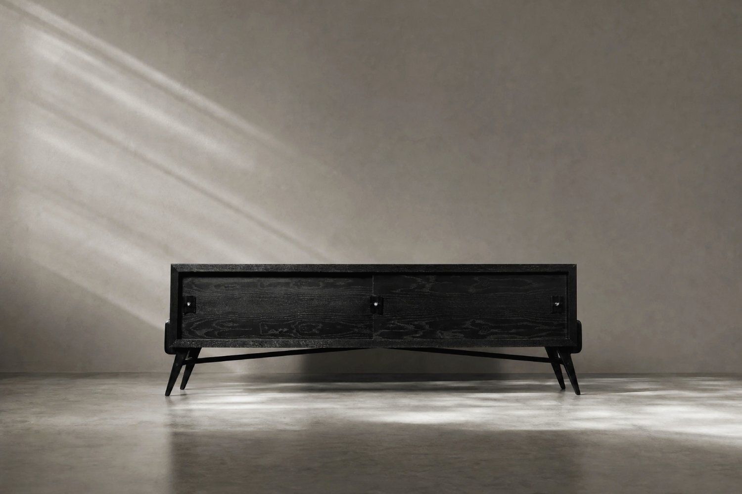 Mid-Century Modern Scandinavisch donkereikenhouten dressoir met houten en metalen grepen, jaren 1960 photo 8255.0
