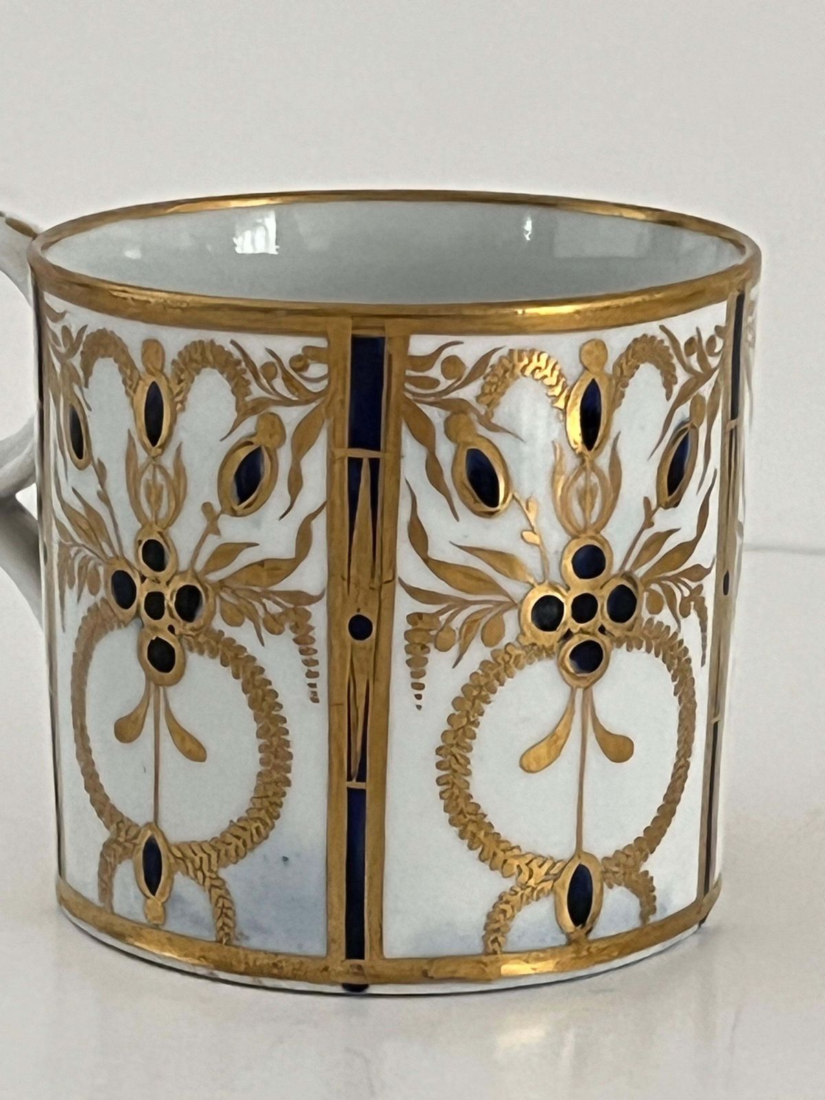 Vroeg Minton porseleinen koffiekopje, handgeschilderd patroon 53, Engeland, ca. 1805 photo buy