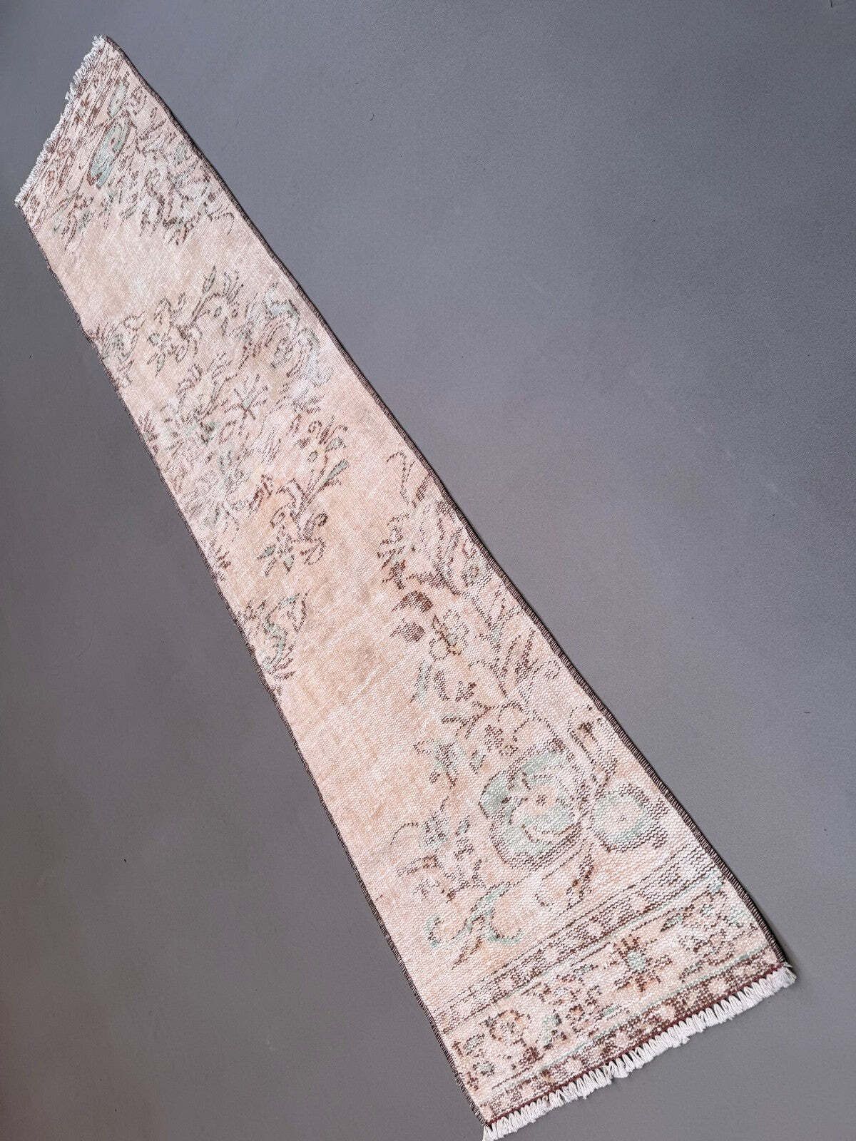 photo furniture Turks Tapijt met Gebruikssporen 61x285 cm Wol Vintage Shabby Chic Loper, Beige 2561