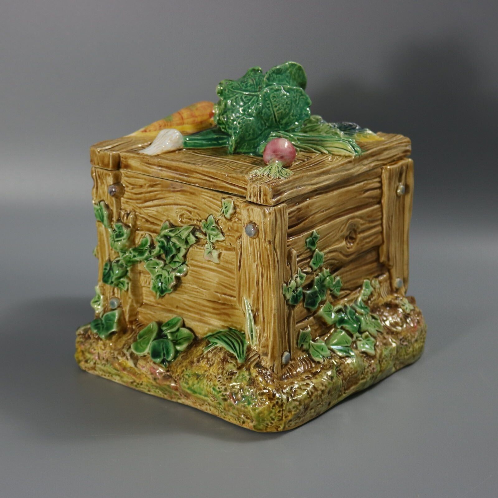 Brown Westhead Moore & Co Rabbit Box And Cover photo Woonaccessoires