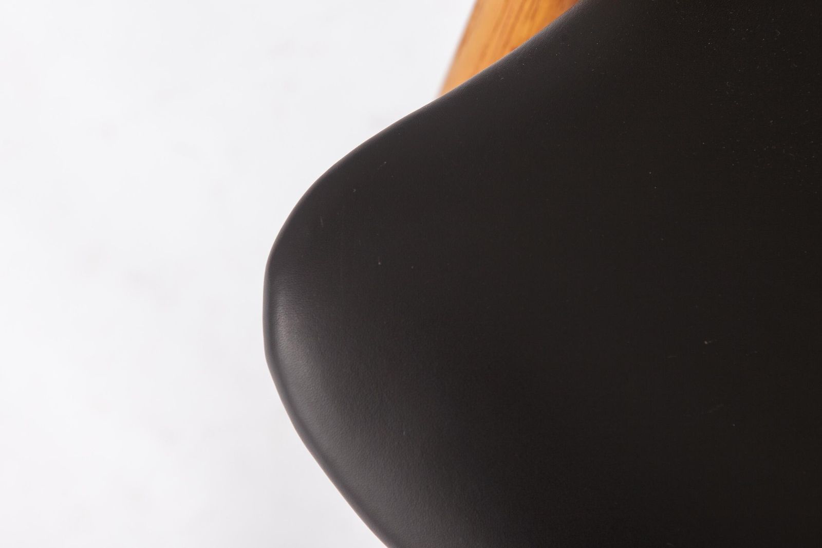CH29 Sawbuck Chair van Hans J. Wegner voor Carl Hansen & Søn | Deens eiken | ca. jaren 1960 photo furniture