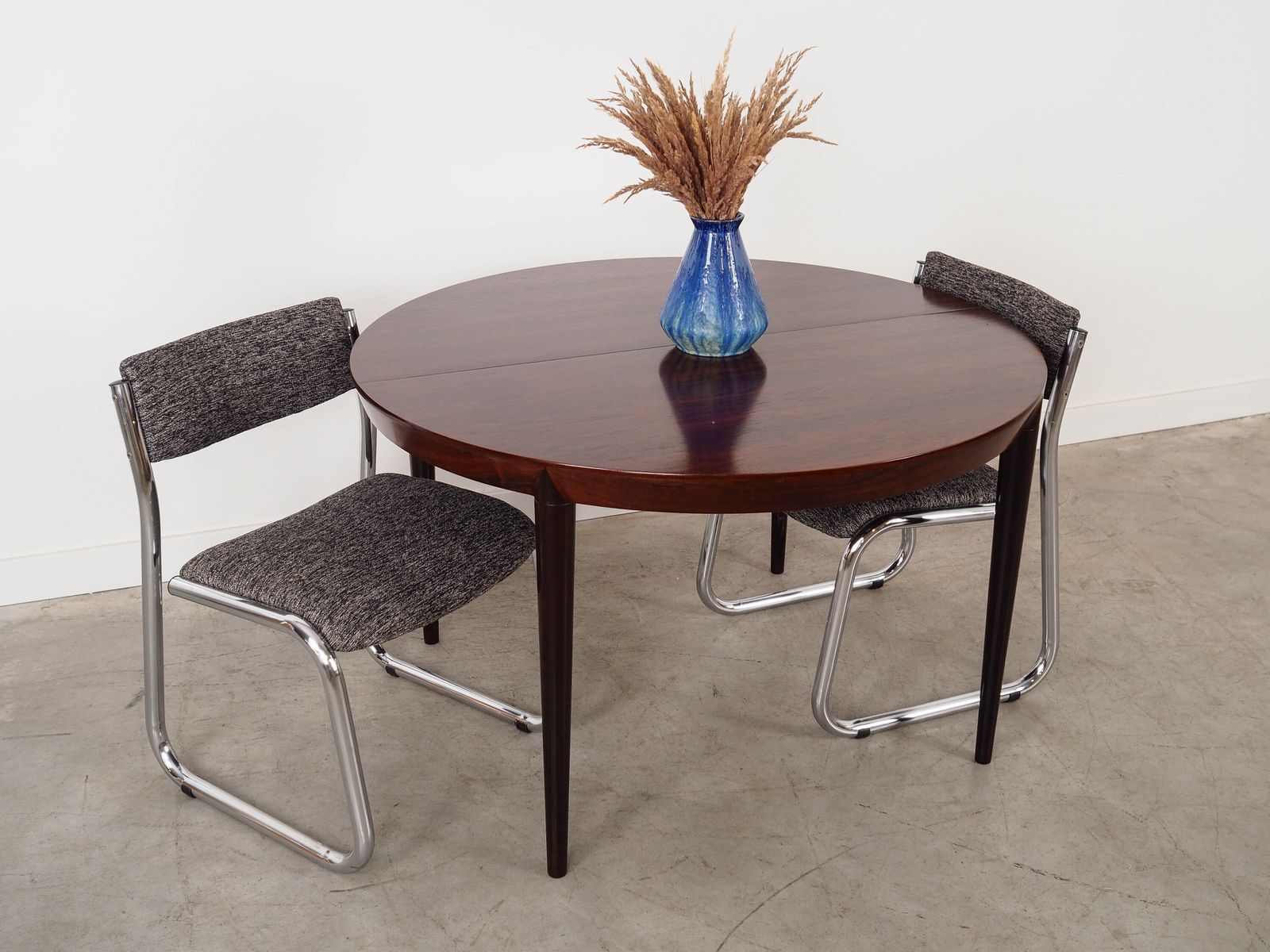 Ronde Vintage Tafel, Deens Design, jaren 1960, ontwerper: Severin Hansen photo for sale