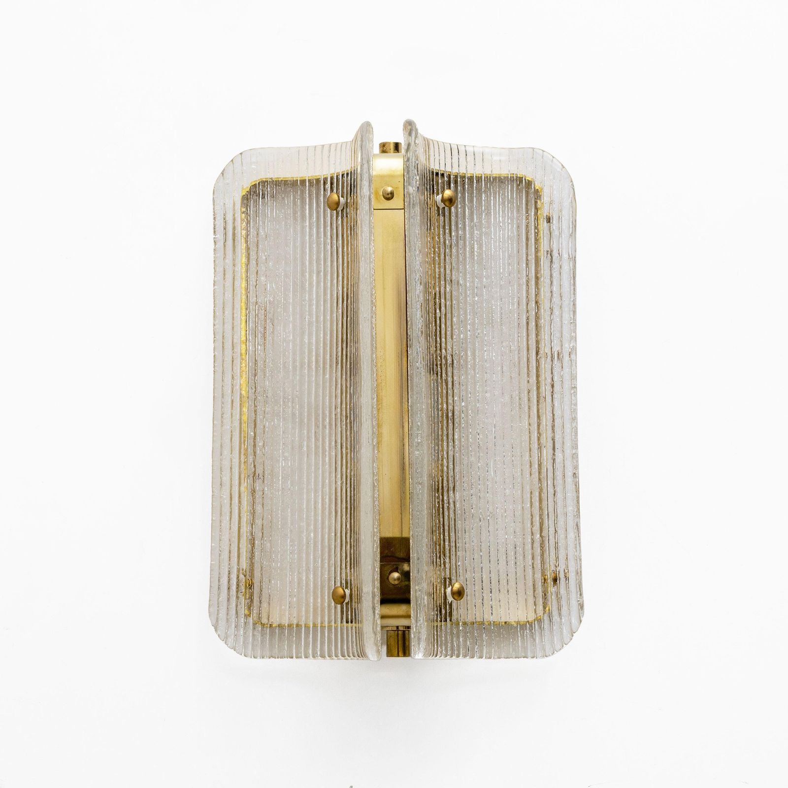 Paar Gebogen, Heldere, Geribbelde Murano Glazen en Messing Wandlampen photo furniture