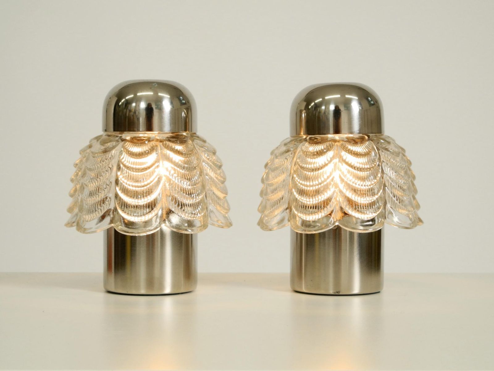 Lampes de table en métal et verre, VEB Narva Leuchtenbau, années 1960 - lot de deux photo buy
