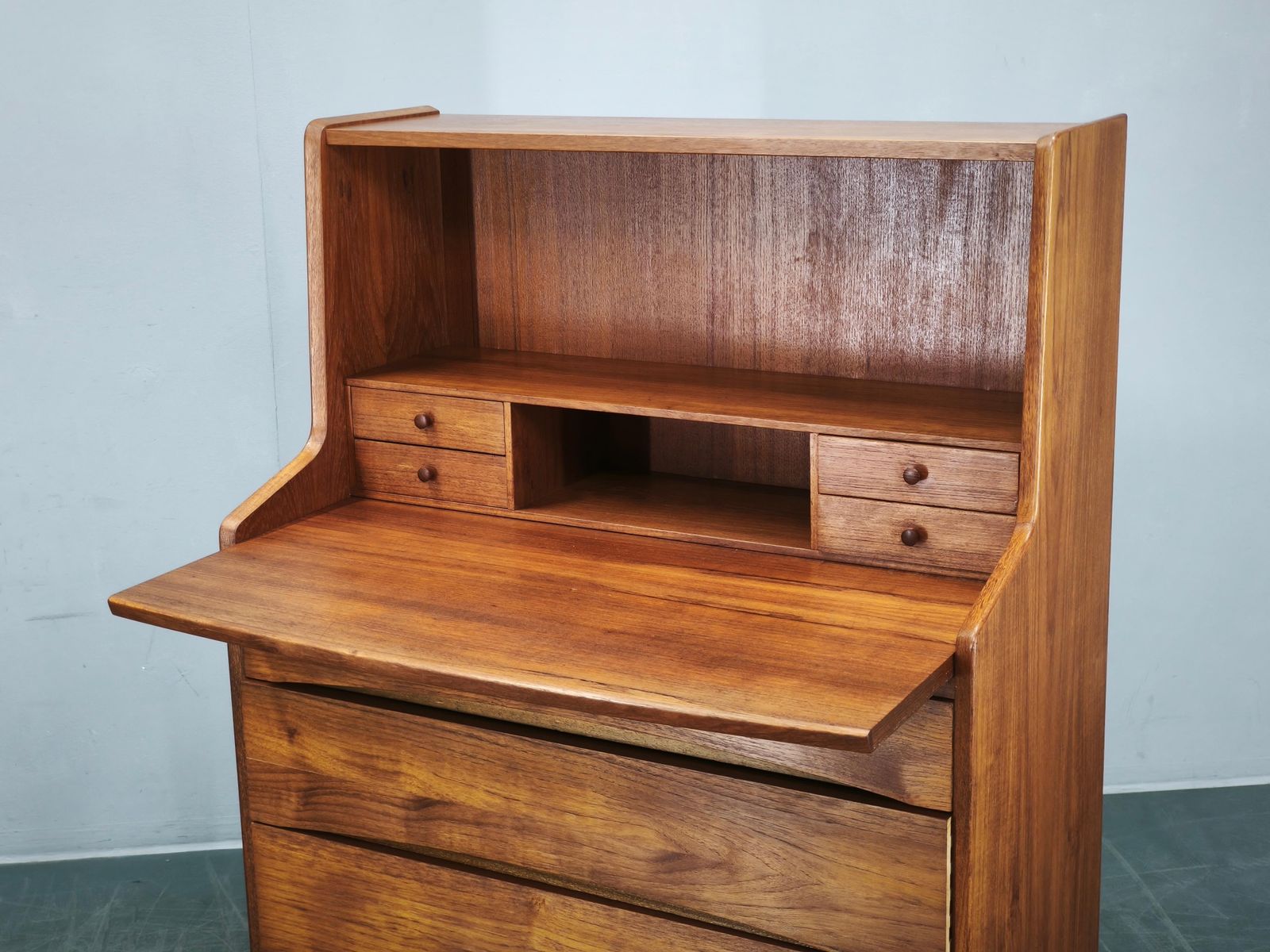 793.0 Deens Modern Teakhouten Secretaire met Lades, jaren 1960 photo