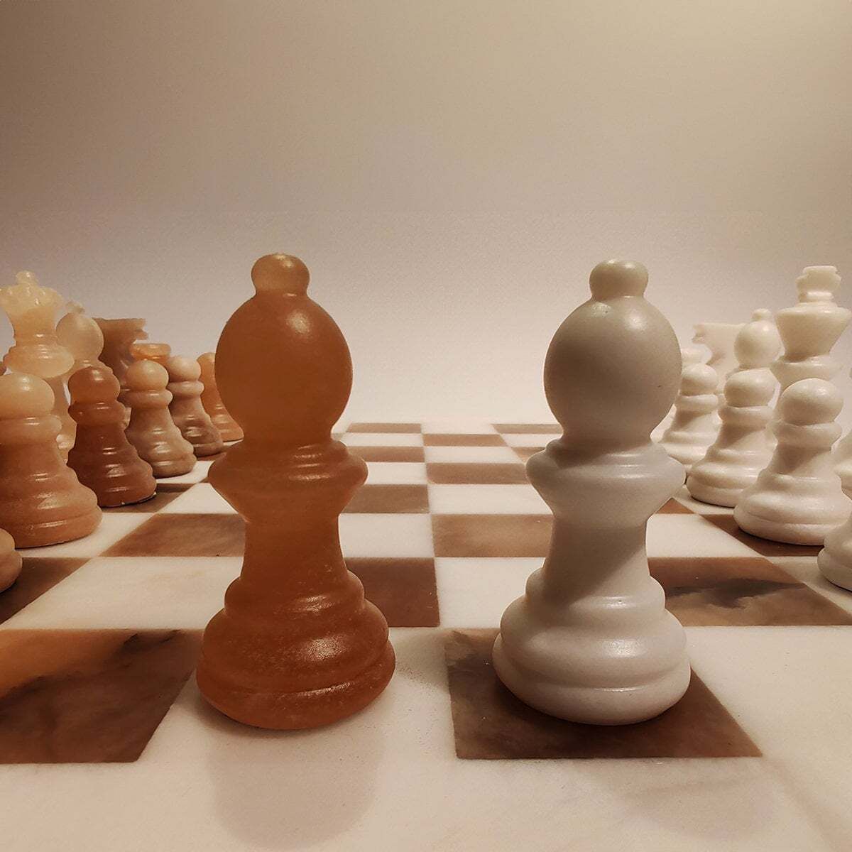 Home Decor 1970s Vintage Luxury Chess Set In Hand Carved Italian Alabaster Of Volterra   °°°°Ddp Shipping  To The Uk, With Duties Prepaid. photo