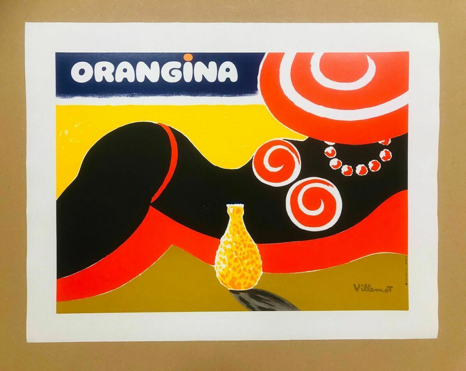 Bernard Villemot, ca. jaren 1980 – Orangina – Vintage poster, op linnen gemonteerd op canvas photo for sale