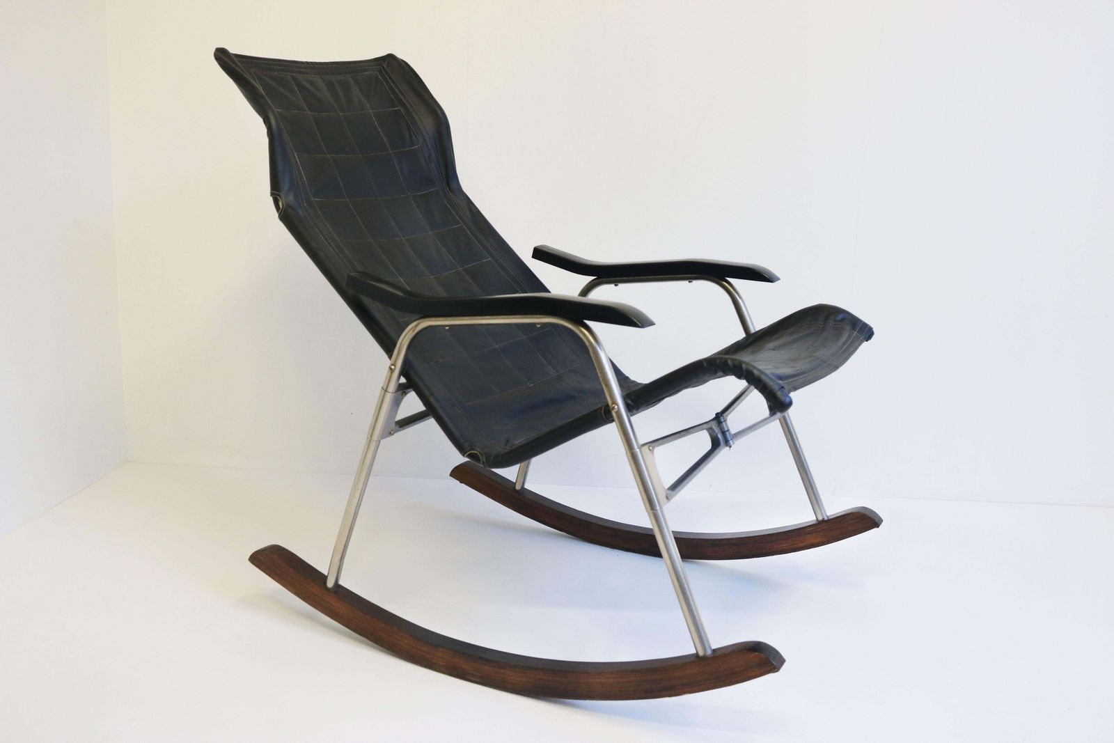Rare Mid Century Modern Design Rocking Chair By Takeshi Nii 1960 Black Leather photo vinterior