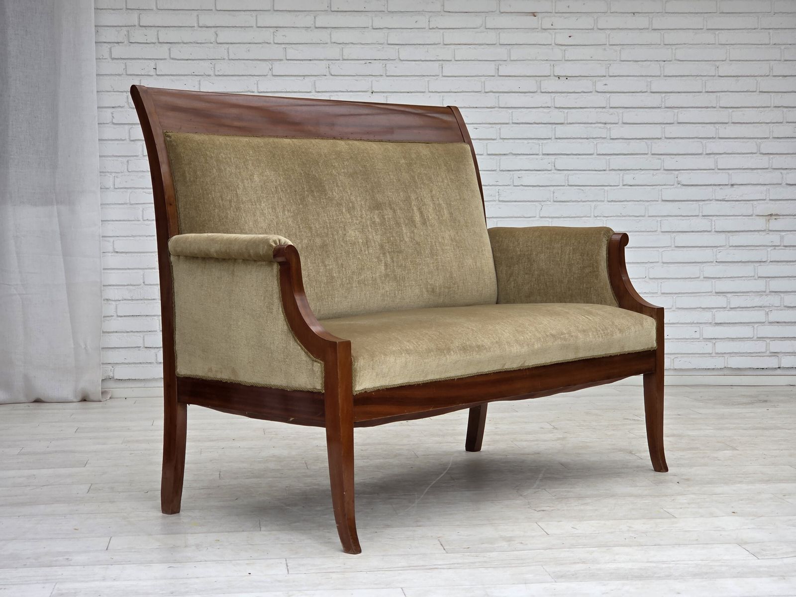 1950s, 2 Seater Danish Highback Sofa, Furniture Velour, Laqered Teak Wood. photo vinterior