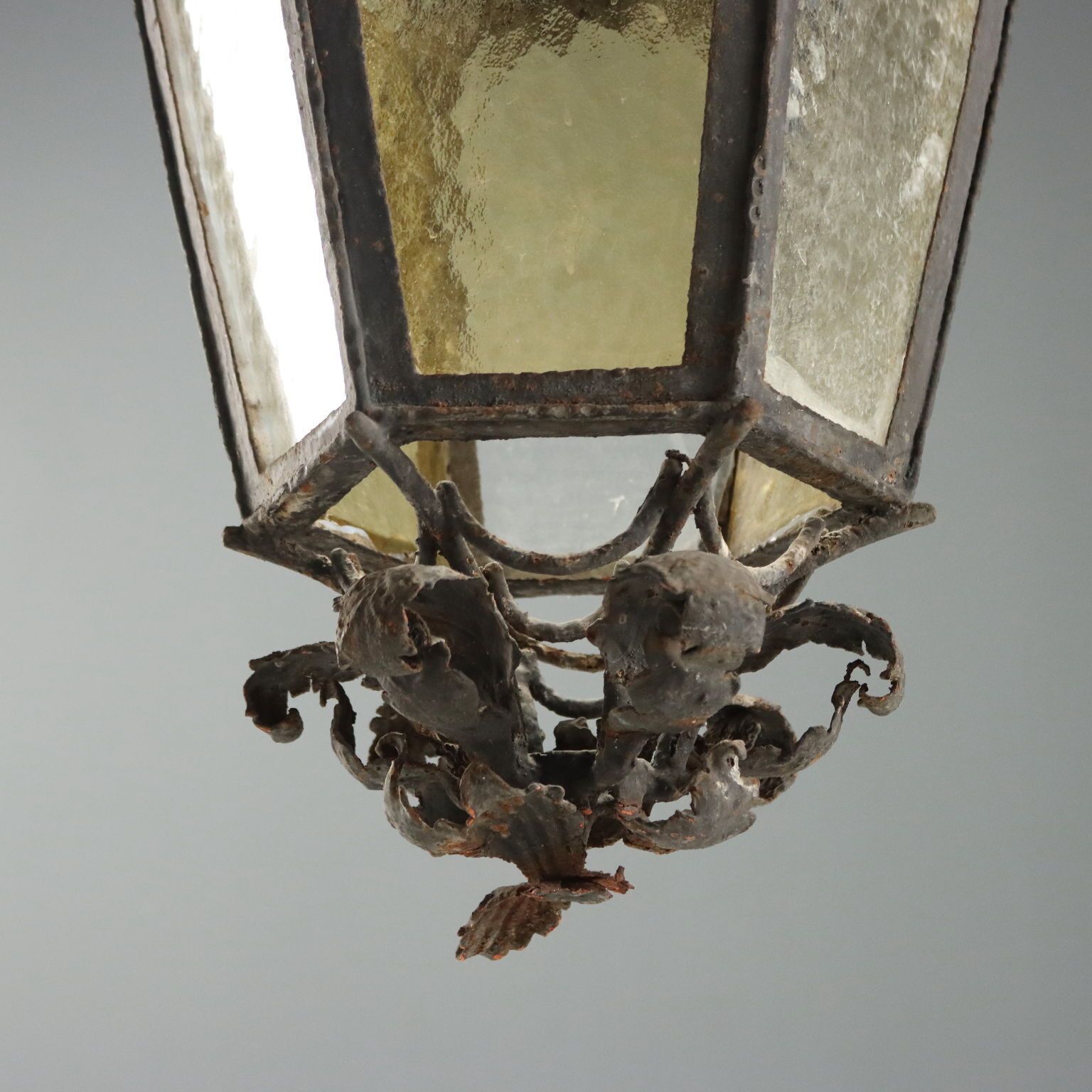 Lanterne d'époque en fer, verre blanc et jaune, Italie, début du XXe siècle photo buy