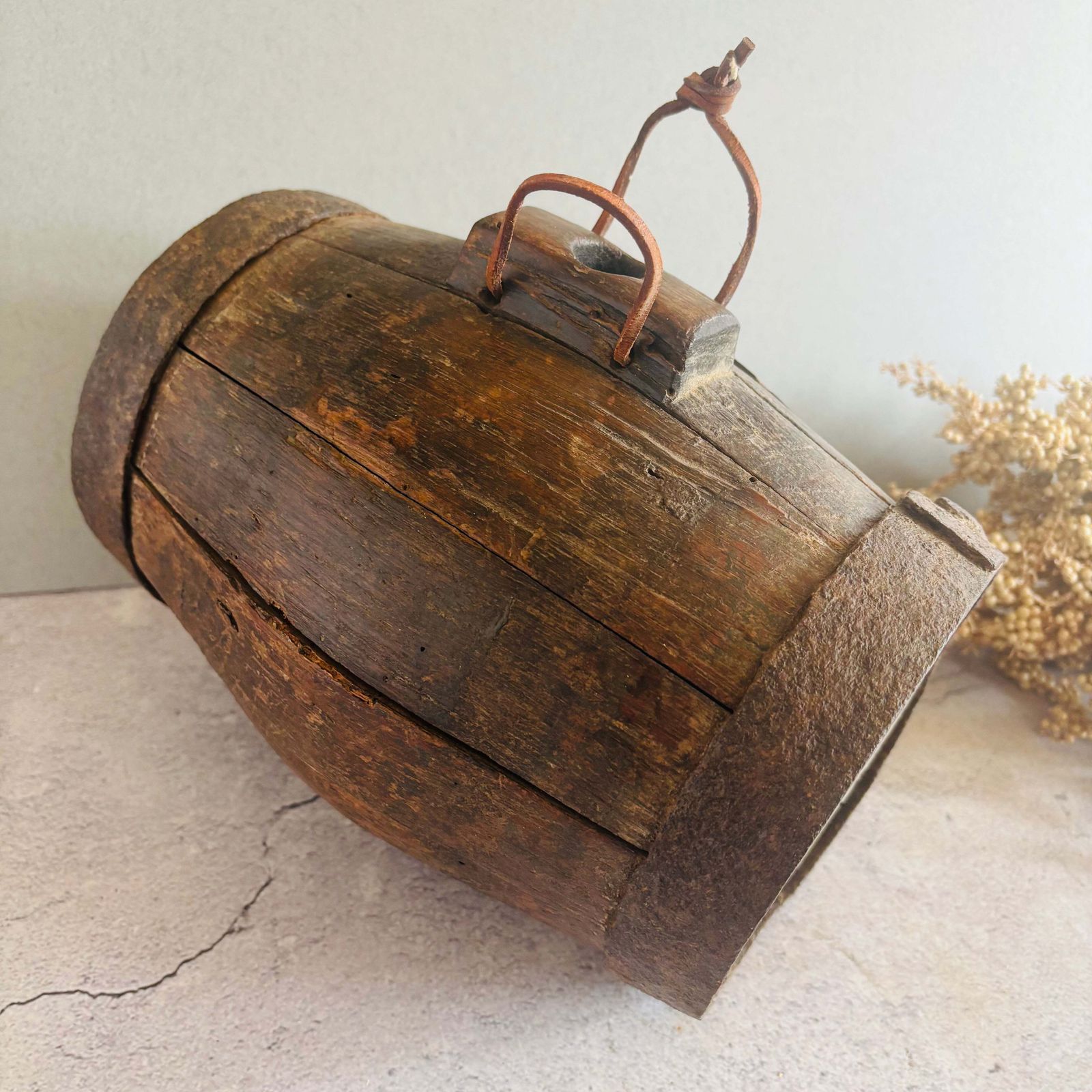 Woonaccessoires Antiek eikenhouten cider firkin vat photo