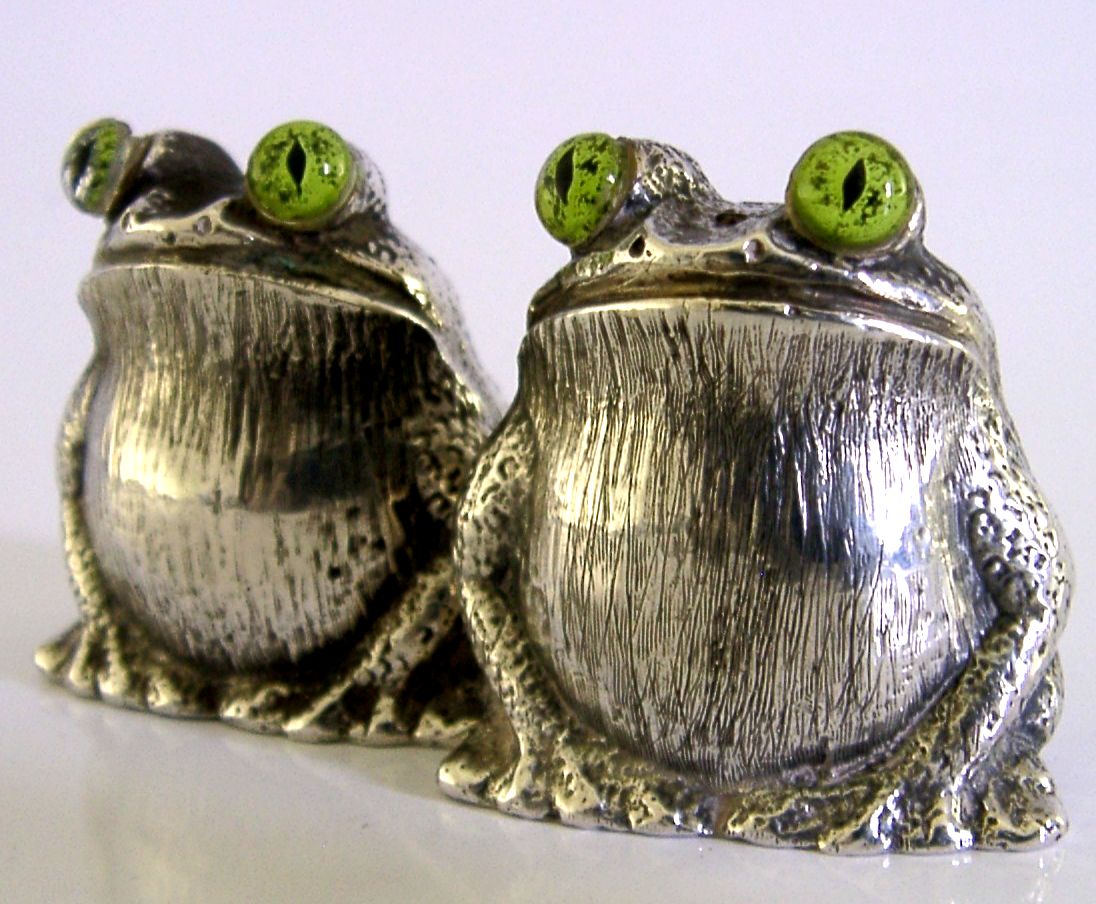 Cast 160g Sterling Silver Frog Salt & Pepper Cruet Set 2003 Novelty photo for sale