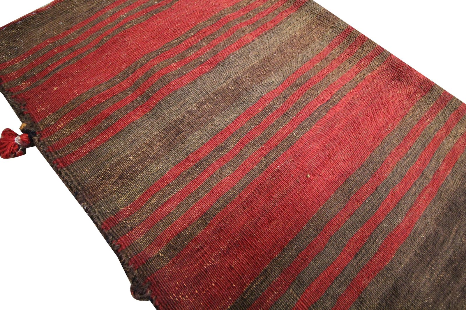 Tapis traditionnel en laine rouge, tapis d'époque Chuval tissé à la main, oriental photo vinterior