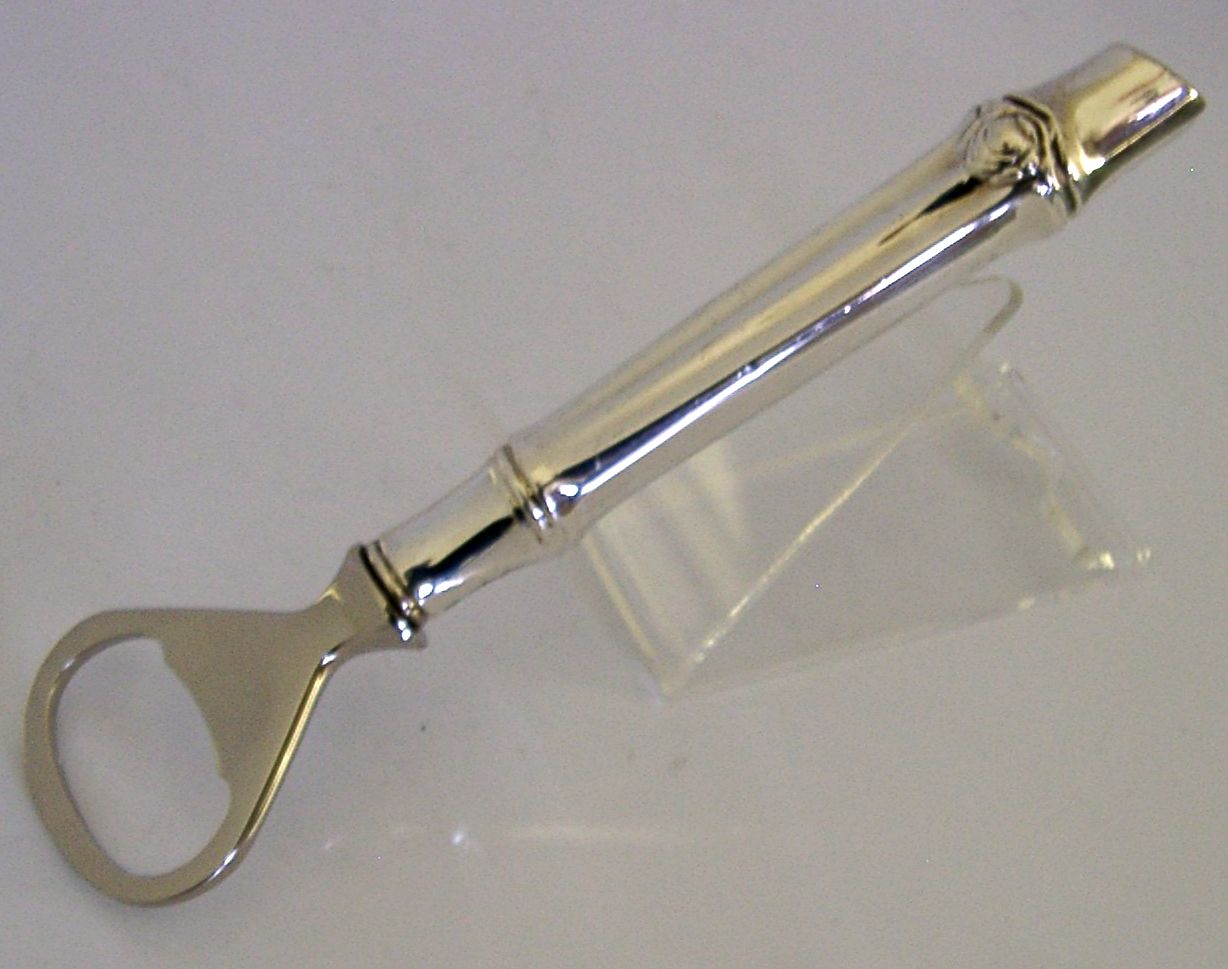 Décapsuleur à manche en argent massif sterling, poinçonné 925, designer italien, vers 1980, 54 g