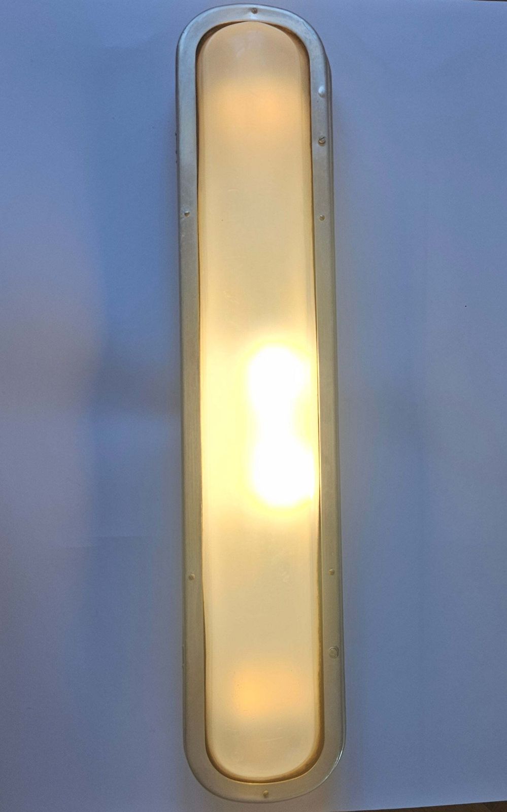 photo vinterior Zeer zeldzame Bauhaus, art deco, functionalisme wand- of plafondlamp, jaren 1930