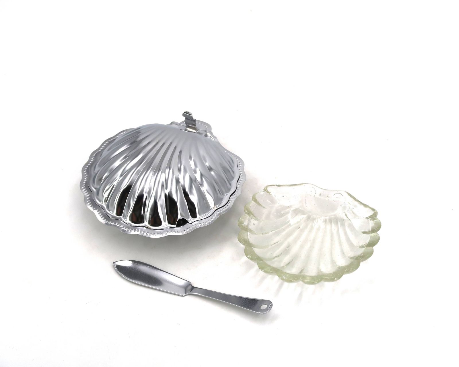 Silver Plated Metal And Glass Shell Shaped Butter Dish With Its Knife. photo Home Decor