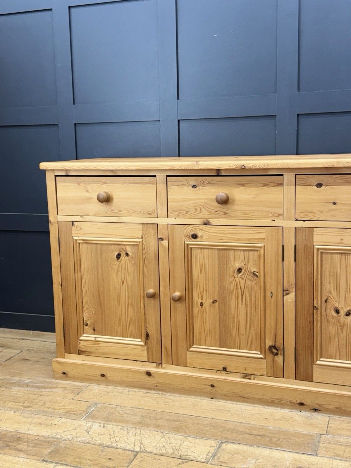Large Solid Pine Kitchen Sideboard 4 Door 4 Drawer Rustic Farmhouse photo vintage