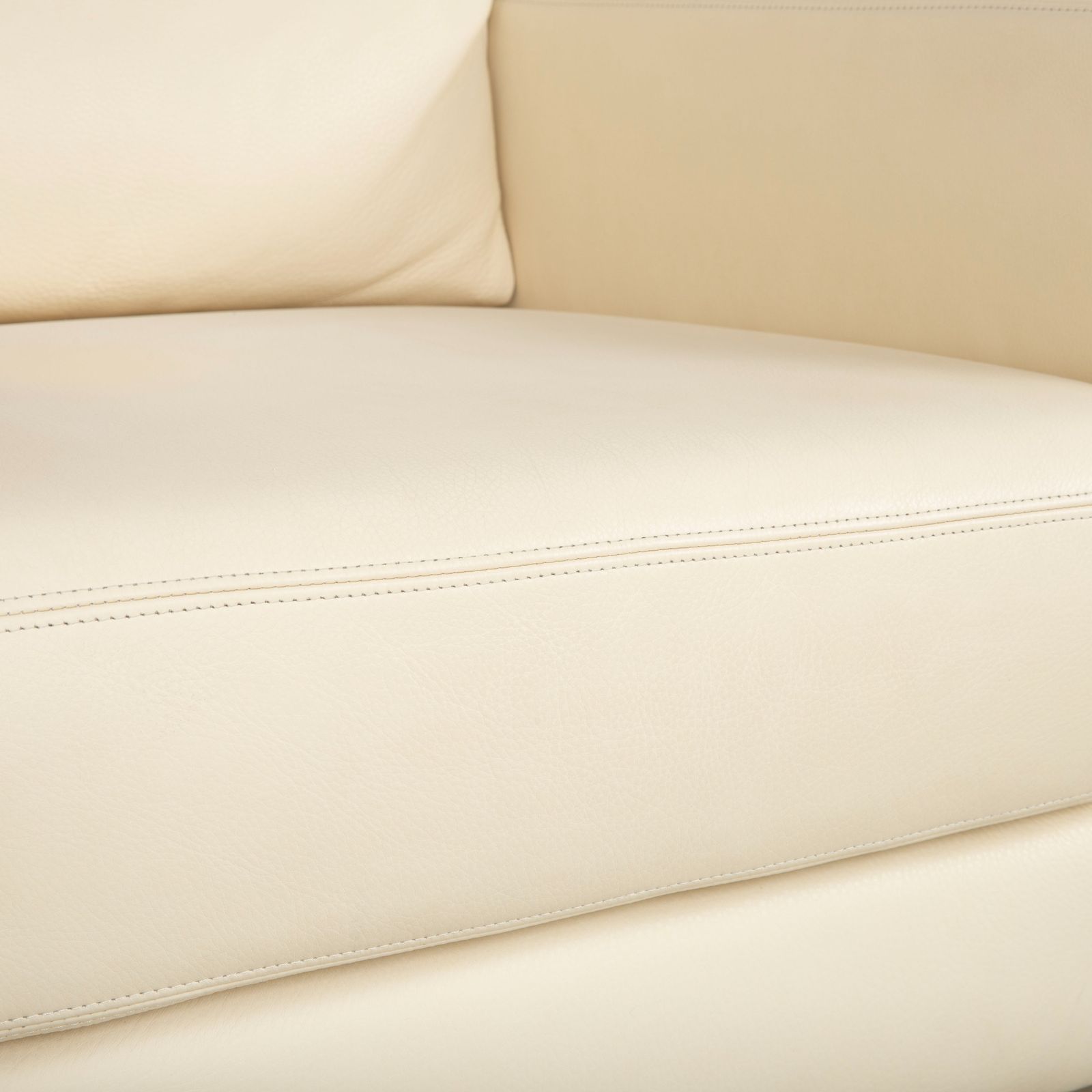 Musterring Leather Armchair Cream Beige Off White photo vinterior