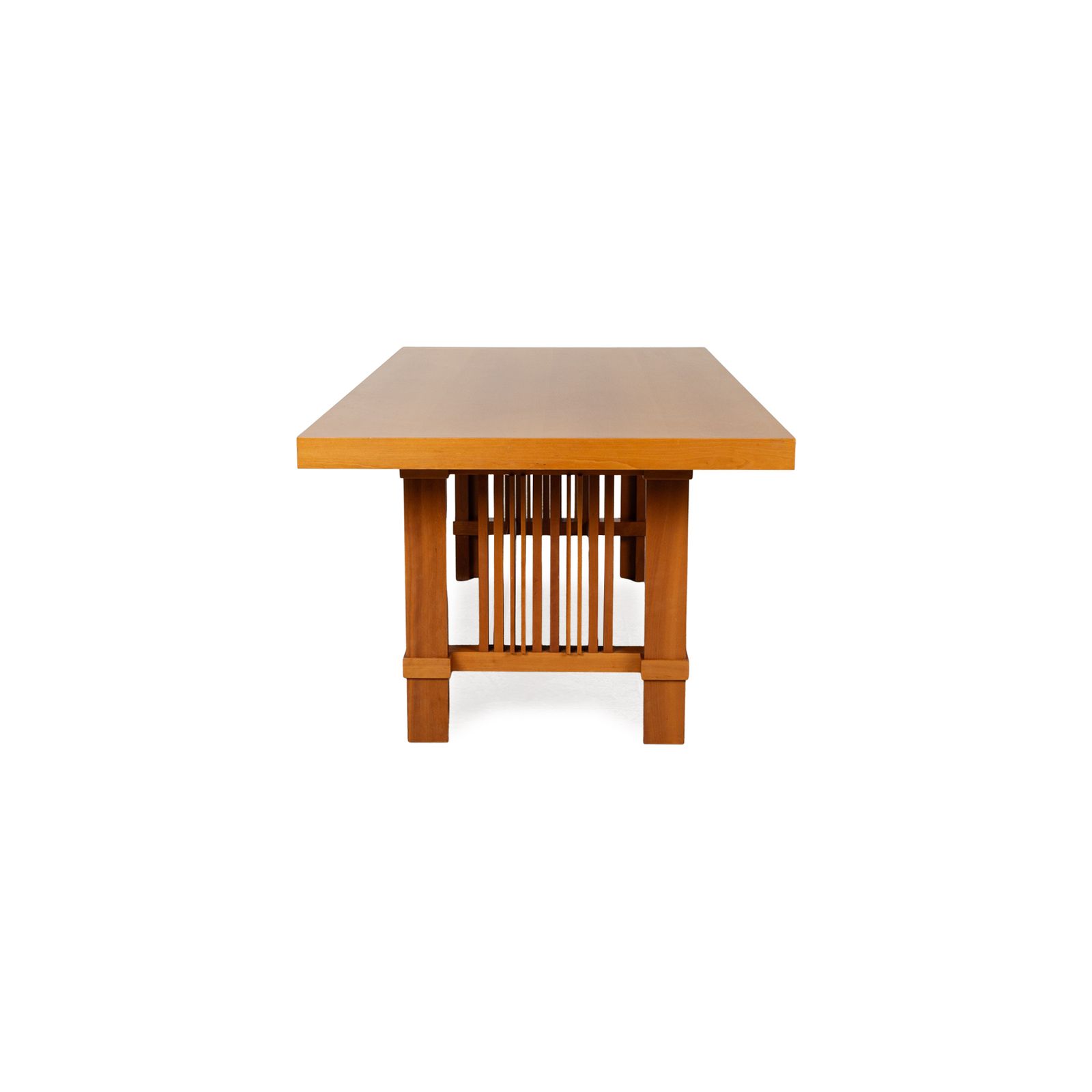 photo furniture Ensemble de tables Cassina Taliesin en bois de cerisier brun, par Frank Lloyd Wright