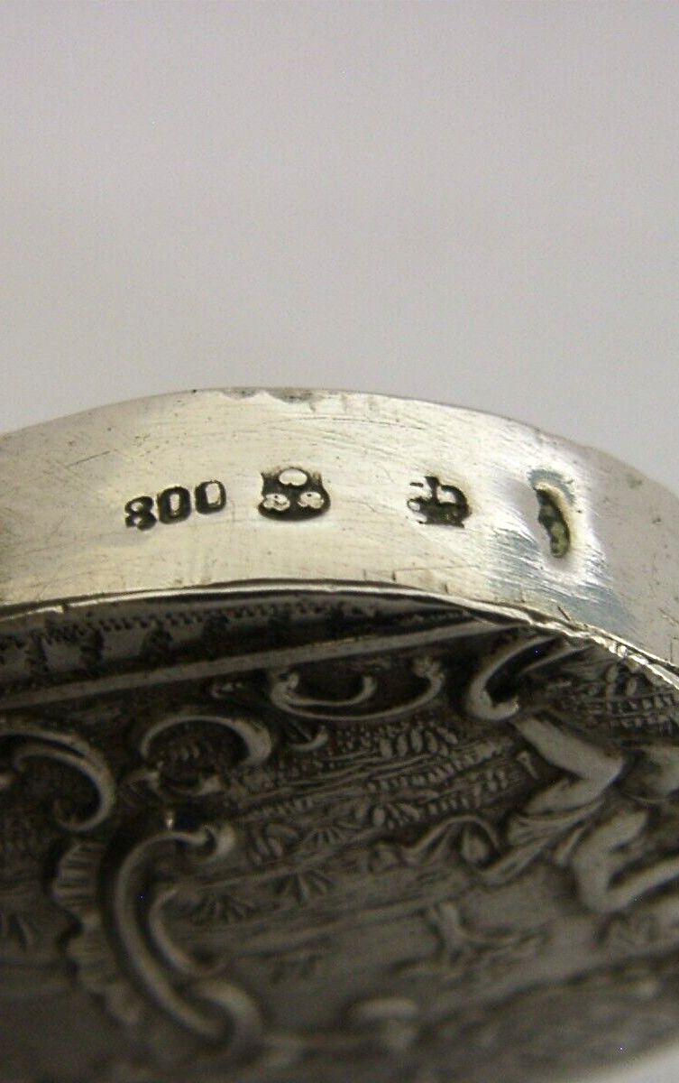 photo for sale Boîte à potpourri en forme de violoncelle, argent massif 800, d'époque, années 1890 - objet de bureau rare