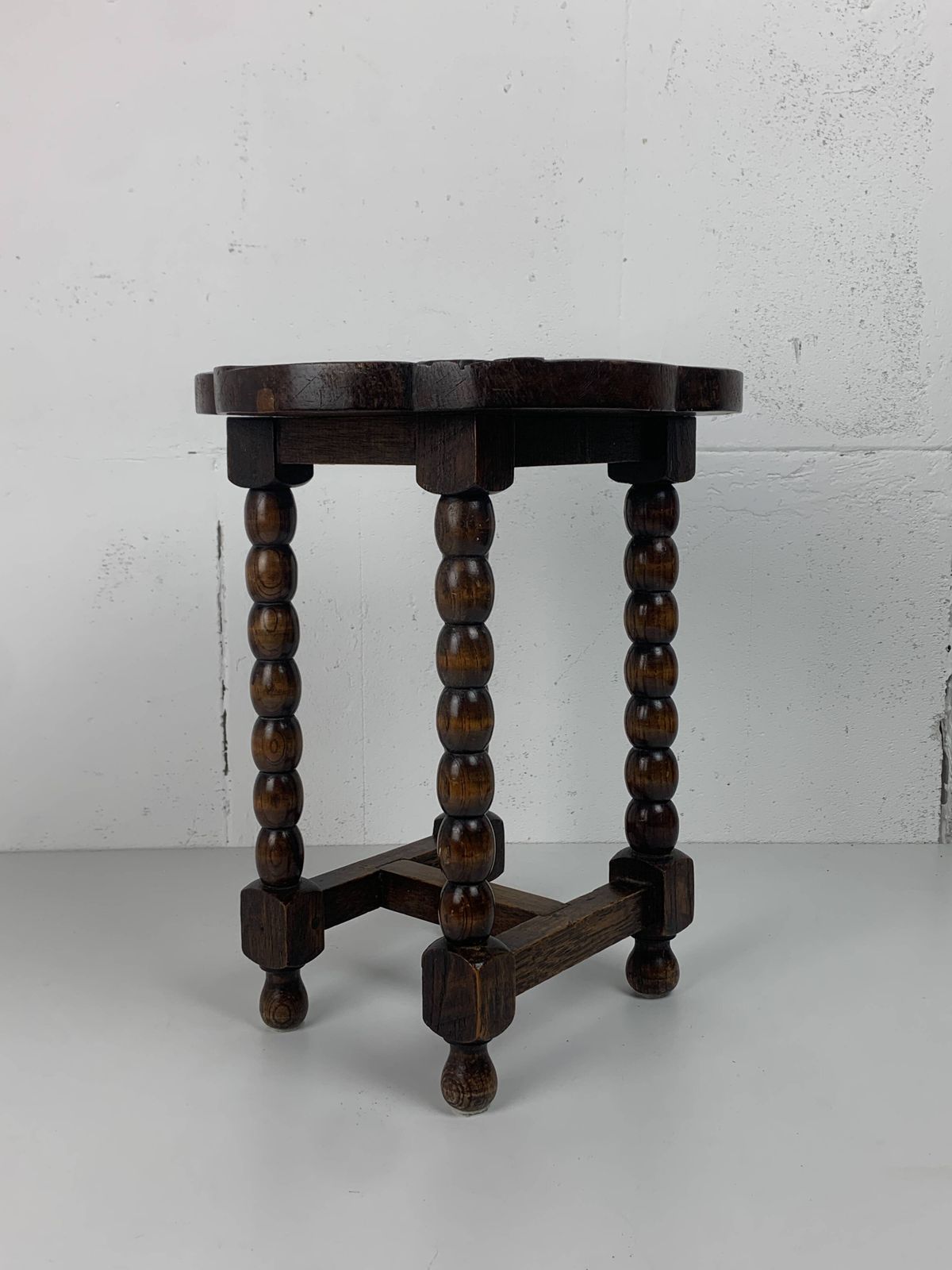 Midcentury Carved Oak Wood Turned Occasional Table With Lotus Motif, 1950s photo vinterior